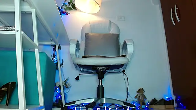 Snapshot of sweetlick_22 chatting on November 2025 04:18:01 PM sweetlick 22 online show from November 2025 04:18:01 PM