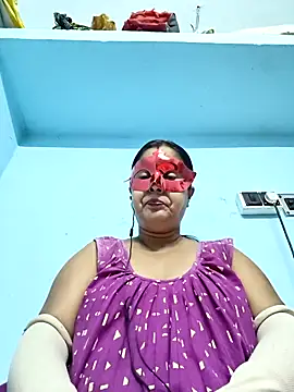 misti650 online show from November 2025 06:13:02 PM