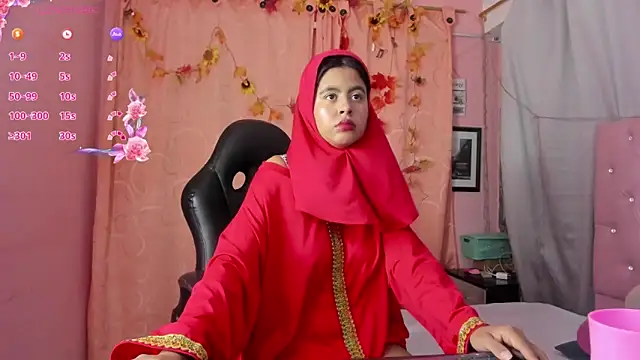 NaylaAbadi online show from February 2026 12:23:01 PM