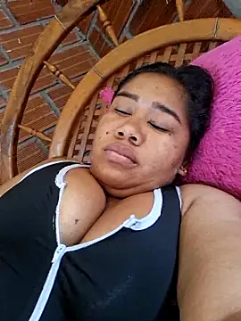 Sarahy- online show from April 2026 07:59:01 PM