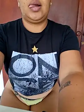 Sarahy- online show from April 2026 02:20:01 PM