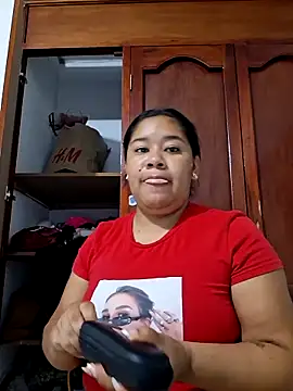 Sarahy- online show from March 2026 02:33:01 AM