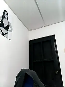 Sarahy- online show from November 2025 11:19:01 PM