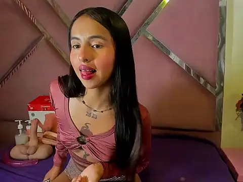 CloeMorenti  online show from November 2025 12:17:02 PM