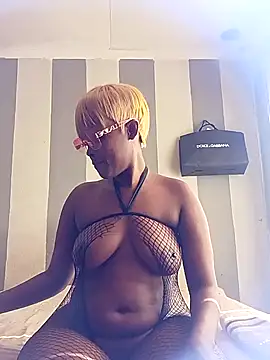 CurvyBabe36 online show from April 2026 02:02:01 PM