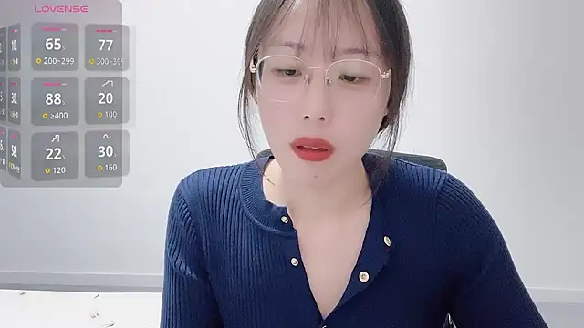 Snapshot of suisui322 chatting on December 2025 02:21:02 PM suisui322 online show from December 2025 02:21:02 PM