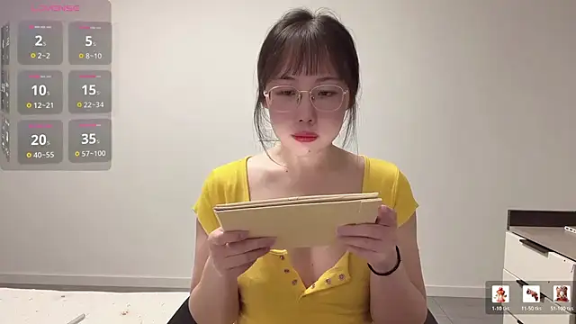 suisui322 online show from April 2026 01:39:01 PM