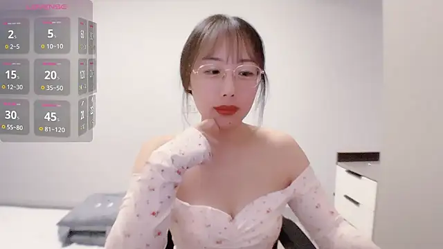 Snapshot of suisui322 chatting on February 2026 01:44:01 PM suisui322 online show from February 2026 01:44:01 PM