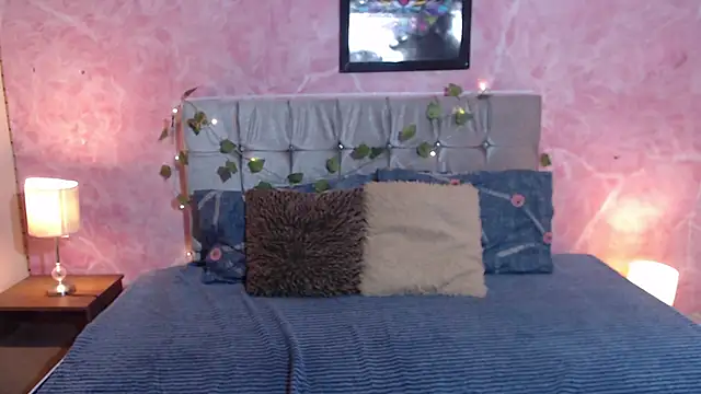 DUVAN MONTES online show from November 2025 01:17:01 PM