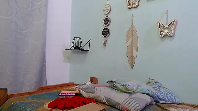 salomesmit666 online show from March 2026 07:32:02 PM