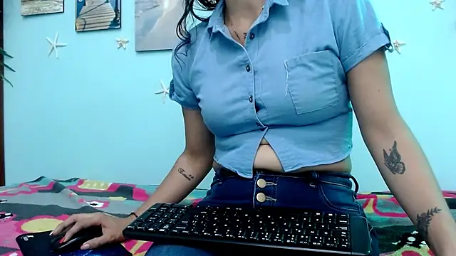 salomesmit666 online show from November 2025 08:02:01 PM