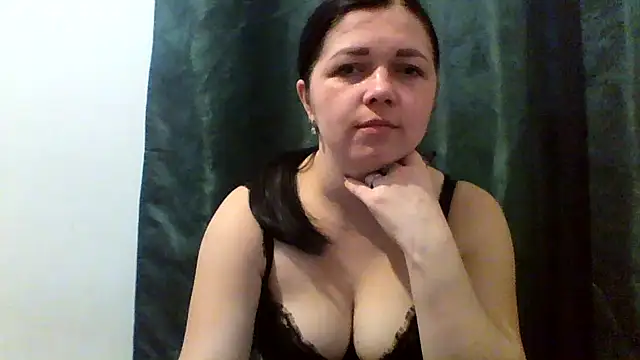 Vitalina282128 online show from March 2026 01:38:01 PM