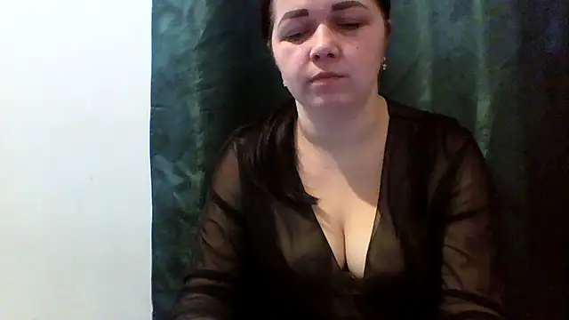 Vitalina282128 online show from February 2026 09:00:02 AM