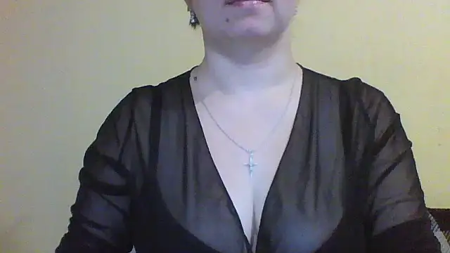 Vitalina282128 online show from November 2025 07:25:01 PM