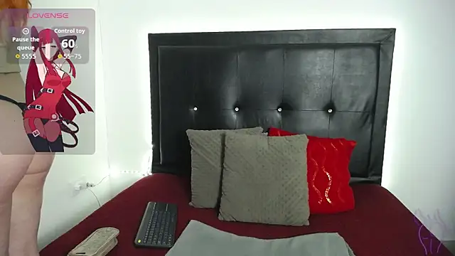 perla stone 20 online show from April 2026 10:46:02 PM