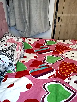 Sarah Lark- online show from November 2025 01:15:01 AM