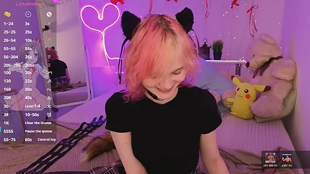 Awawrin online show from March 2026 08:38:01 PM