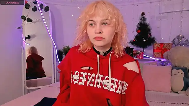 Awawrin online show from December 2025 09:31:02 PM