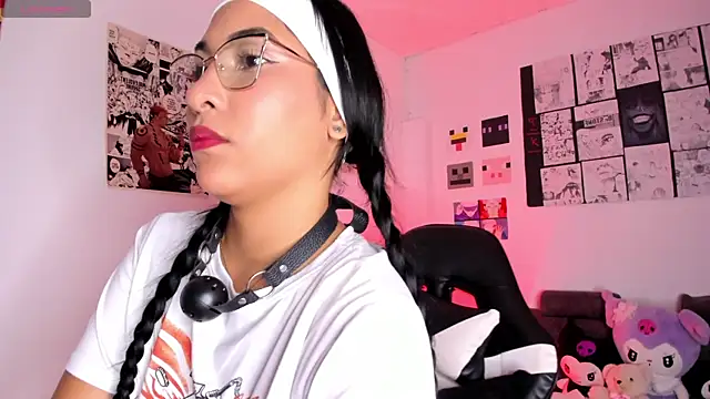 lilithDraven  online show from April 2026 10:54:02 PM