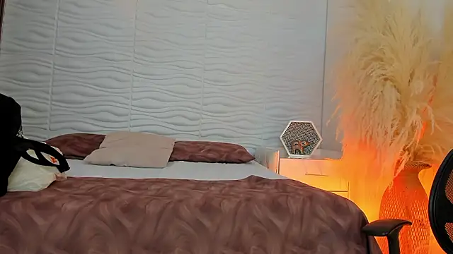 lilithDraven  online show from March 2026 04:12:01 AM