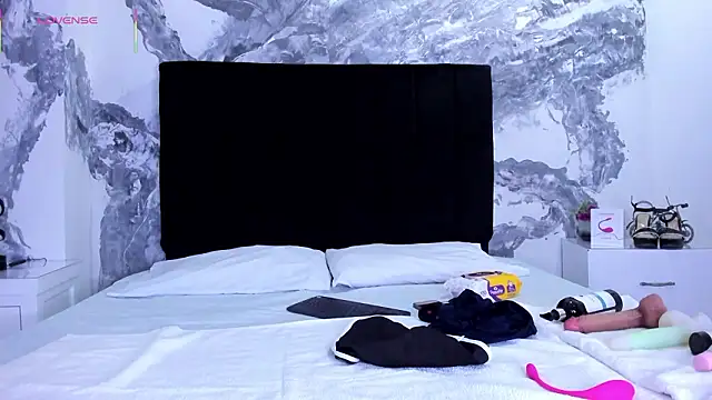 lilithDraven  online show from March 2026 04:09:02 AM