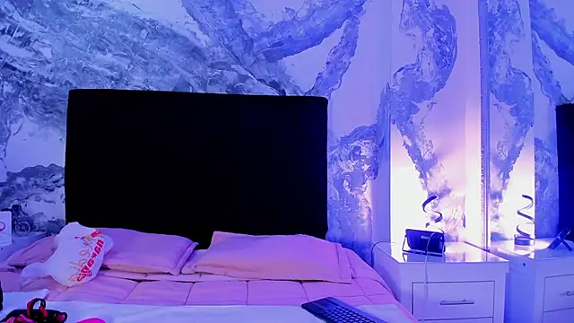 lilithDraven  online show from March 2026 04:19:02 AM