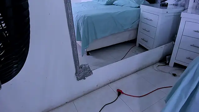 lilithDraven  online show from March 2026 03:32:01 AM