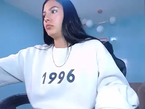 charlotte jhonson t  online show from November 2025 08:47:01 PM