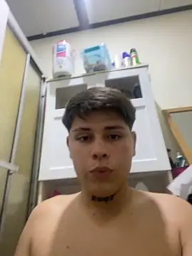 luisDi07 online show from November 2025 04:38:02 AM