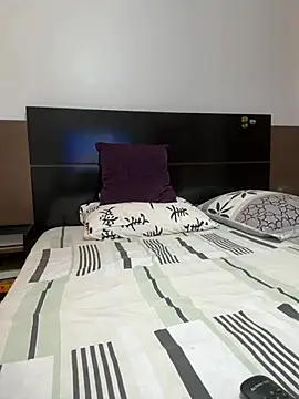 Snapshot of Lucasjandre chatting on February 2026 02:06:02 PM Lucasjandre online show from February 2026 02:06:02 PM