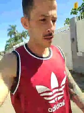 Lucasjandre online show from November 2025 12:39:01 PM