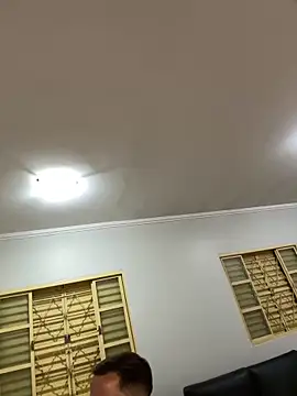Lucasjandre online show from March 2026 12:44:02 AM
