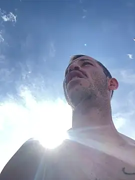 Lucasjandre online show from November 2025 10:52:02 AM