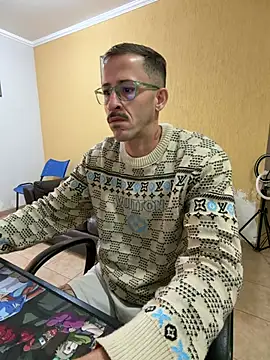 Lucasjandre online show from June 2026 11:55:01 AM