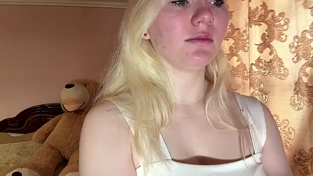 LynellMahe online show from January 2026 07:37:01 AM