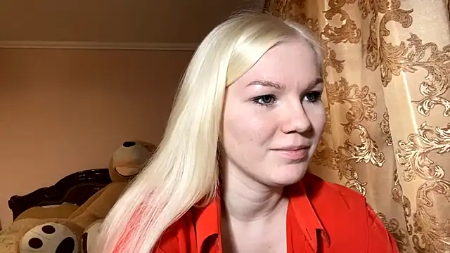 LynellMahe online show from November 2025 09:42:02 AM