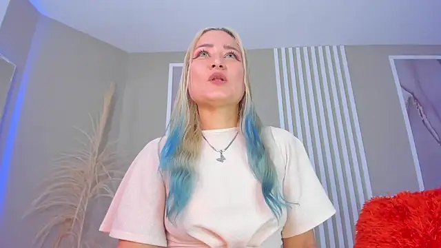 AlexaColdd online show from December 2025 01:14:02 PM