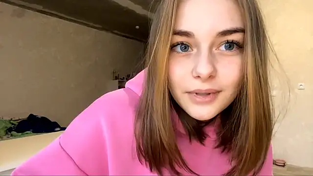 GeralynChiszar online show from November 2025 07:34:01 AM