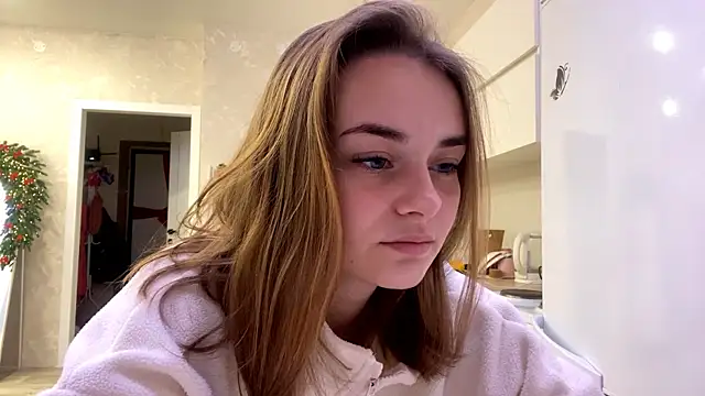 GeralynChiszar online show from December 2025 04:15:01 AM