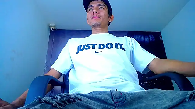 DOMINIT HOTS7 online show from November 2025 01:55:02 AM