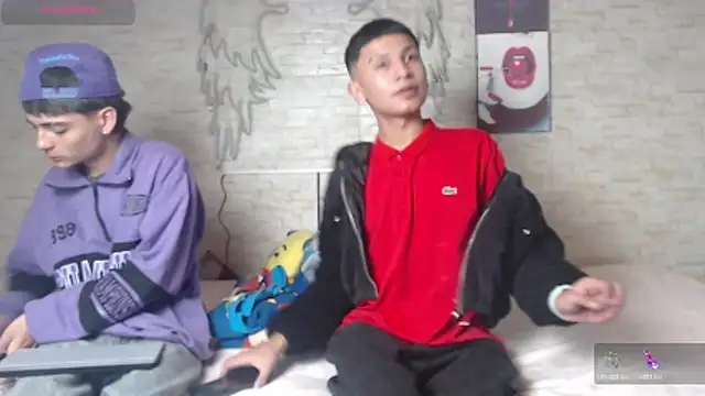 axel milo kairo and noa online show from November 2025 08:31:02 PM