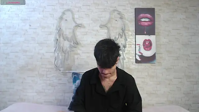 axel milo kairo and noa online show from February 2026 04:25:02 PM