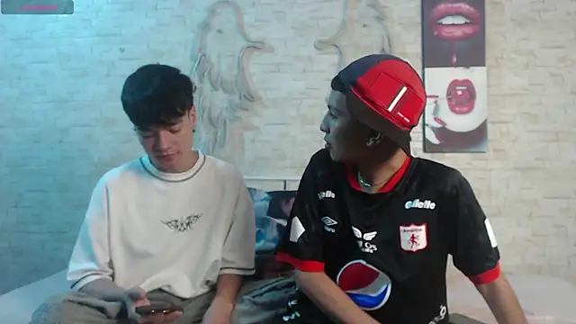 axel milo kairo and noa online show from January 2026 05:49:02 PM