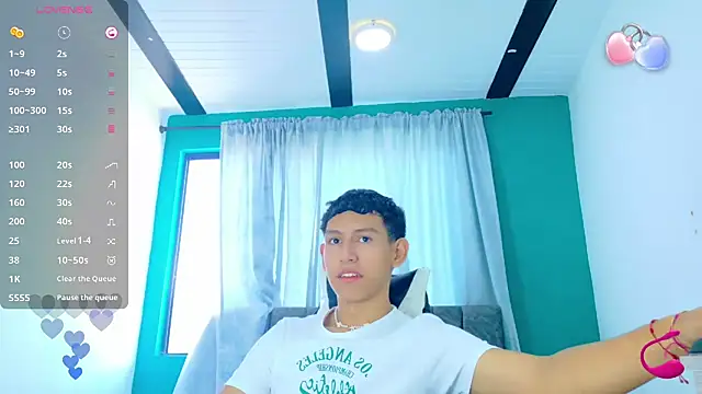 Snapshot of FelipeGonzalezz chatting on November 2025 12:48:01 PM FelipeGonzalezz online show from November 2025 12:48:01 PM