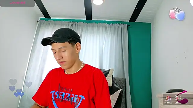 Snapshot of FelipeGonzalezz chatting on November 2025 07:13:02 PM FelipeGonzalezz online show from November 2025 07:13:02 PM