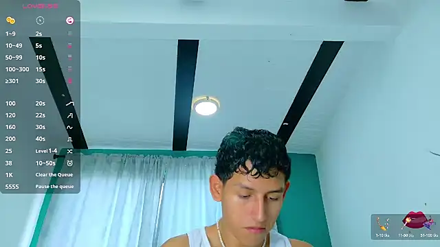 Snapshot of FelipeGonzalezz chatting on December 2025 12:29:01 PM FelipeGonzalezz online show from December 2025 12:29:01 PM