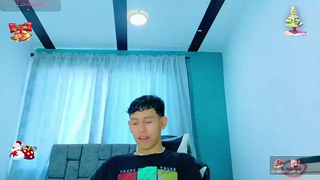 Snapshot of FelipeGonzalezz chatting on December 2025 12:32:02 PM FelipeGonzalezz online show from December 2025 12:32:02 PM