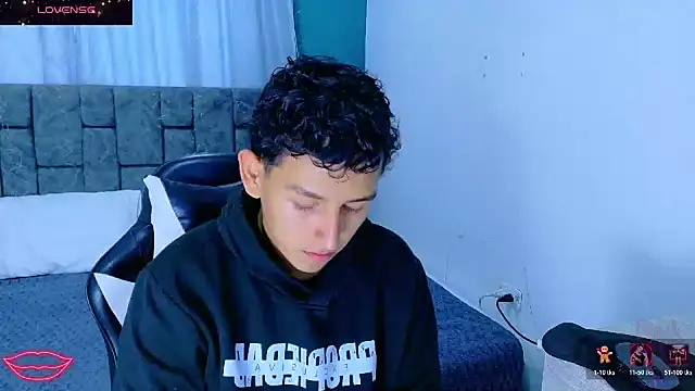 Snapshot of FelipeGonzalezz chatting on January 2026 12:53:01 PM FelipeGonzalezz online show from January 2026 12:53:01 PM