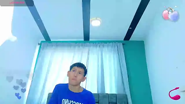 Snapshot of FelipeGonzalezz chatting on November 2025 12:53:01 PM FelipeGonzalezz online show from November 2025 12:53:01 PM