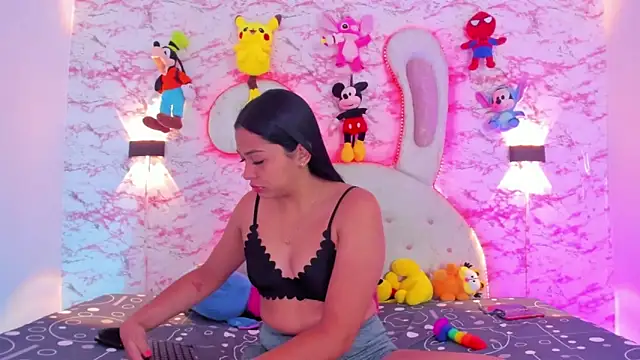 ZAMADIZHA online show from November 2025 10:43:01 AM